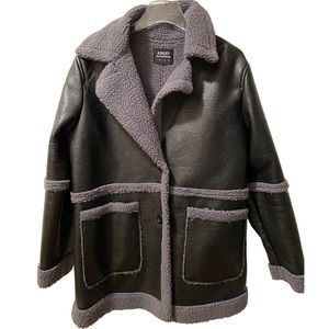 Ashley Outerwear Women’s Black Grey Fur Collar Leather Jacket Size Medium Button